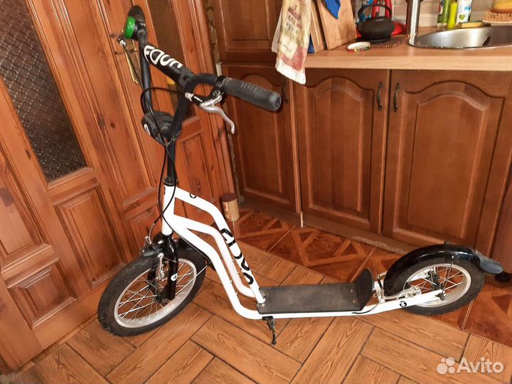 Самокат yedoo four взрослый