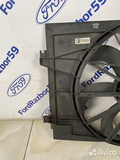 Диффузор с вентилятором Hyundai Tucson JM