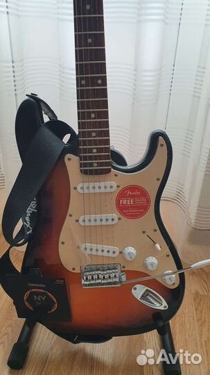 Электрогитара Fender Squier