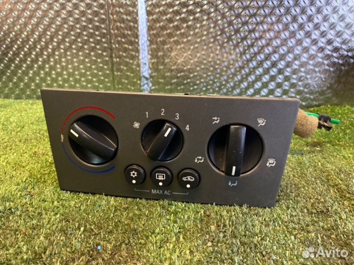 Блок управления печкой Opel Meriva A хэтчбек