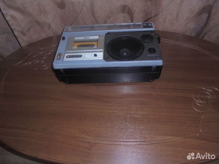 Приемник, магнитола sanyo. Модель. M2564H. СССР
