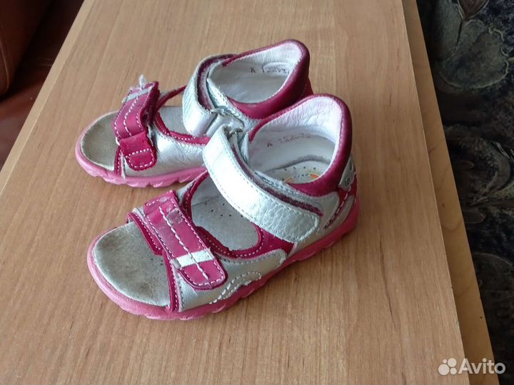 Ботинки, босоножки для девочки