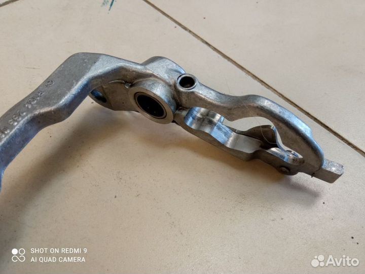 Вилка включения передач МКПП Mercedes Benz w124