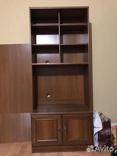 Шкаф