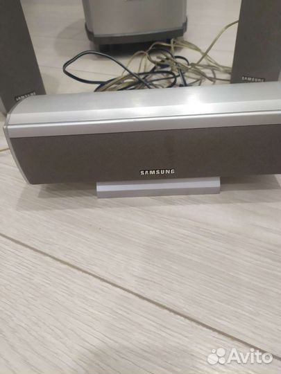 Сабвуфер samsung