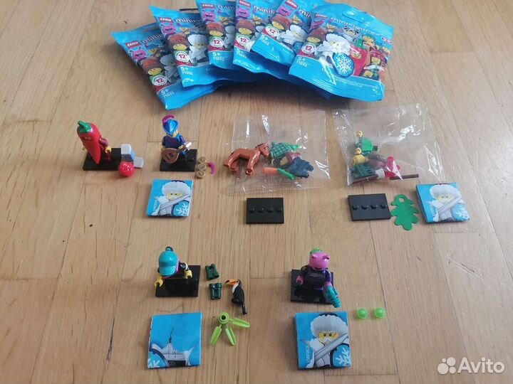 Коллекционные фигурки серия 22