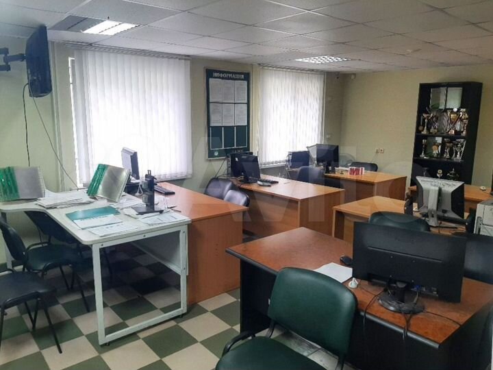 Нежилое помещение 457,5 м²