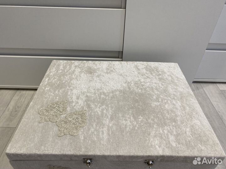 Покрывало и постельное