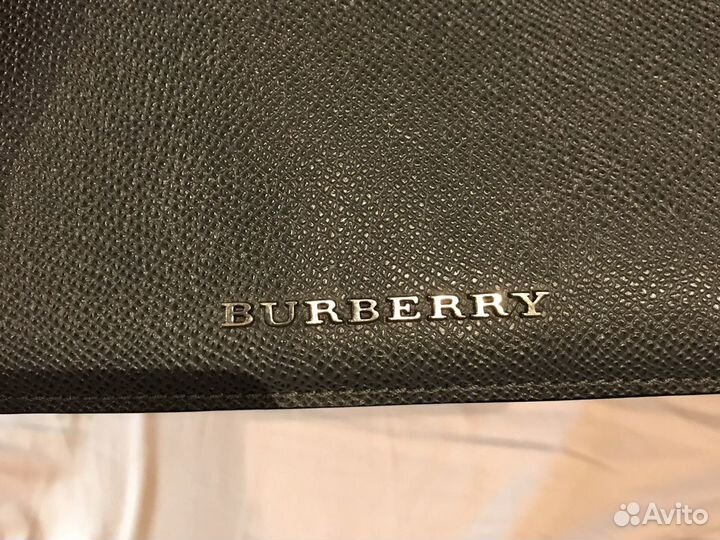 Чехол Burberry для планшета apple