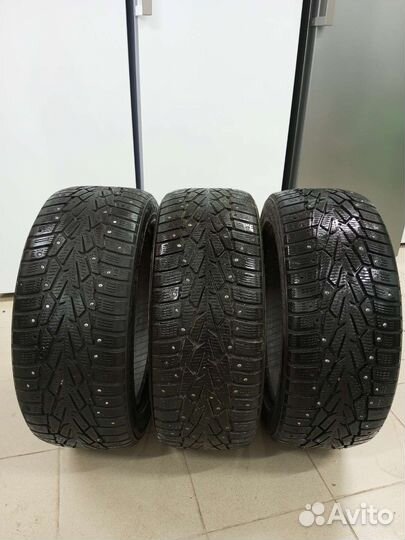 Nokian Tyres Hakkapeliitta 7 215/50 R17