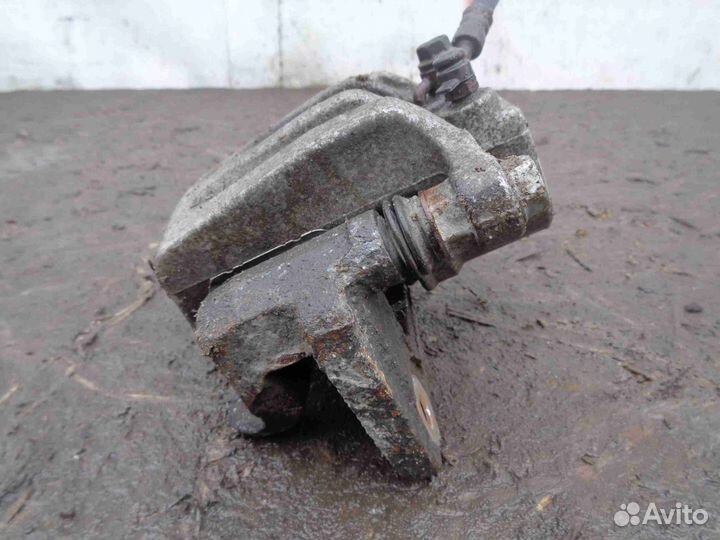 Суппорт задний правый Hyundai Santa Fe 3 DM