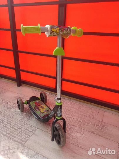 Самокат детский до 4х лет