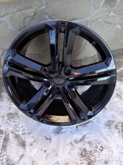 Диск Mallory r20 Touareg 2