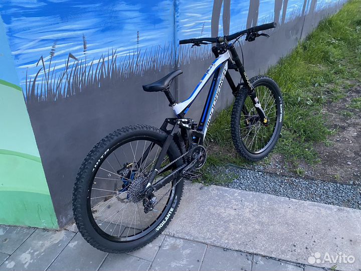 Mondraker summum pro