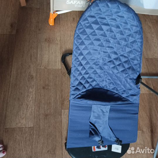 Шезлонг для новорожденных бу