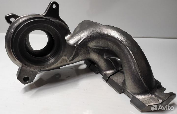 Коллектор турбины новый 53039880290