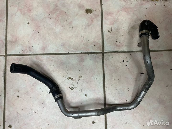 Трубка гура Porshe Cayenne 958 4.2 TDI