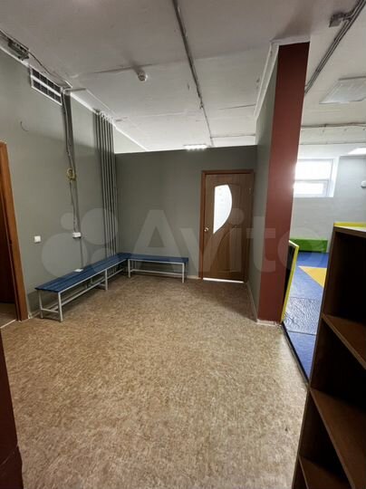 Свободного назначения, 100 м²