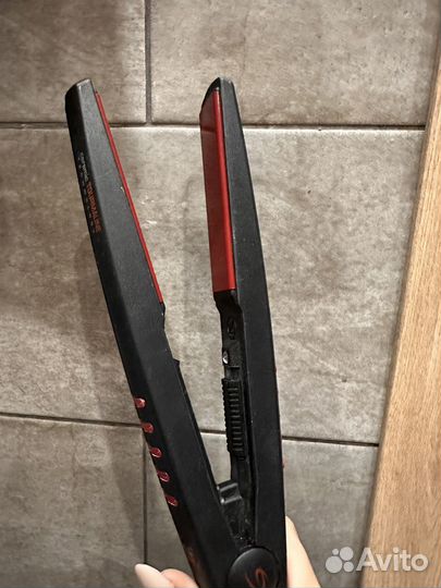 Выпрямитель для волос gama