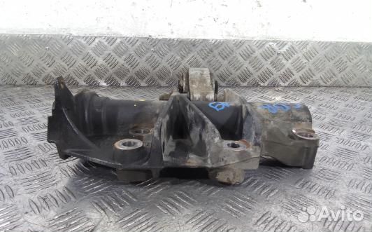 Кронштейн двигателя дизельный renault master 2 (GB