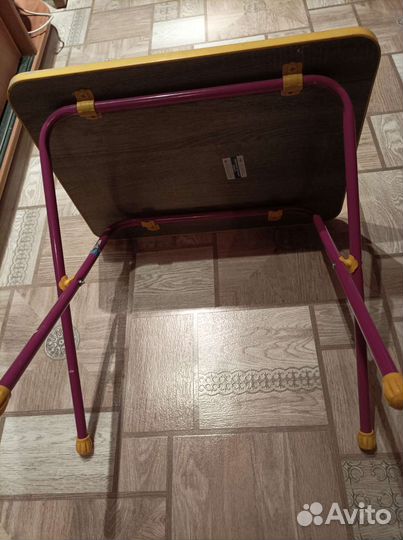 Столик для детского творчества