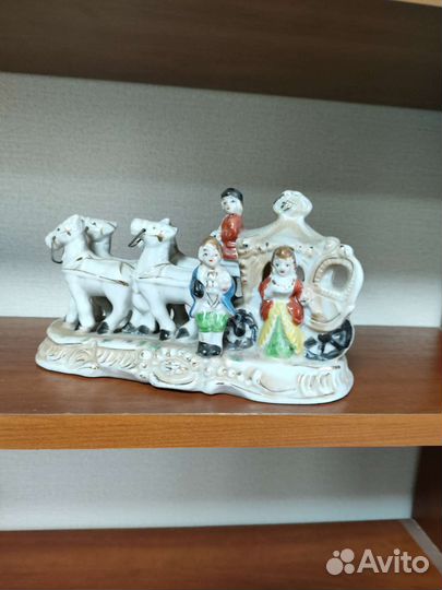 Статуэтки Кареты