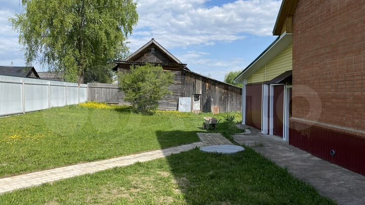 Дом 177 м² на участке 20 сот.