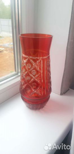 Ваза красное стекло СССР