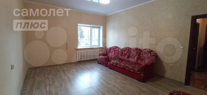 3-к. квартира, 71,3 м², 1/2 эт.