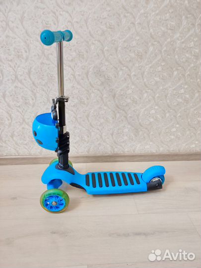 Самокат детский 3х колесный колеса светятся