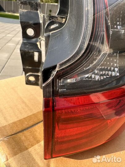 Фонарь правый Lexus LX 450d 570