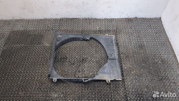 Кожух вентилятора радиатора Mitsubishi L200, 2008