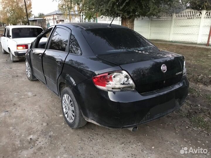 FIAT Linea 1.4 МТ, 2011, битый, 150 000 км