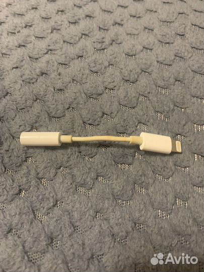 Кабель Apple Lightning to 3.5 mm (A1749)