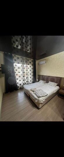 Гостиница, 700 м²