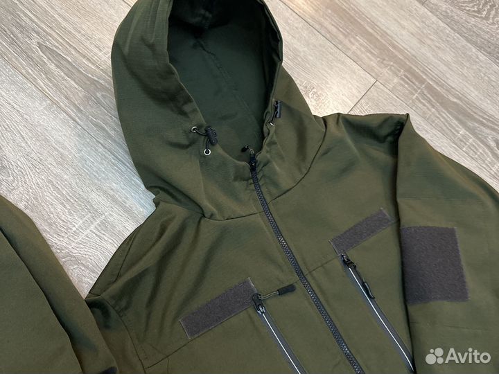 Костюмы летние 