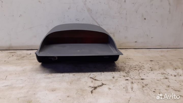 Фонарь задний дополнительный Hyundai Accent