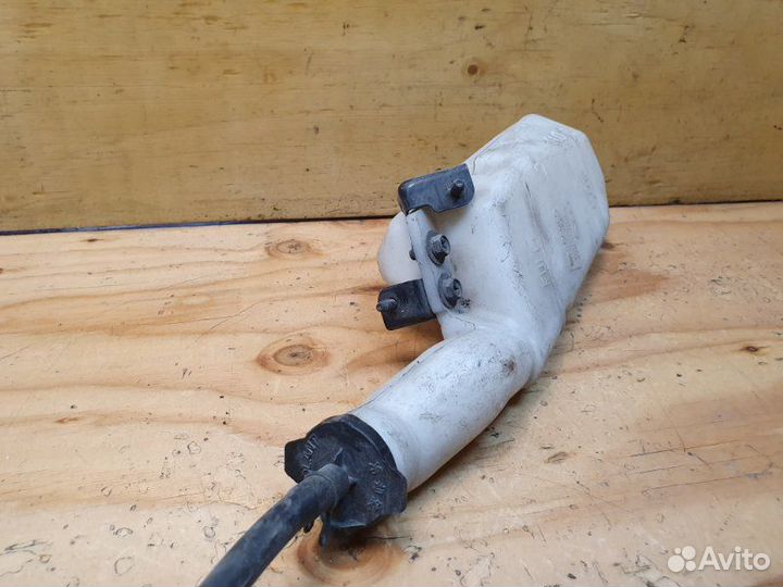 Бачок расширительный Toyota Corolla Spacio AE111