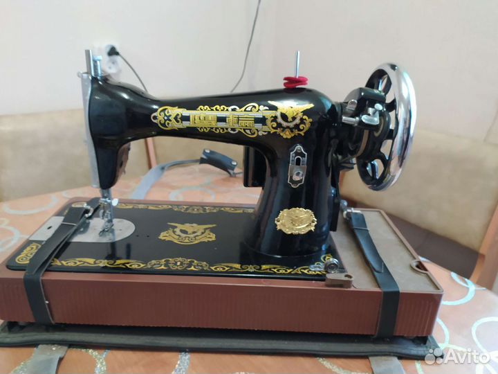 Швейная машинка