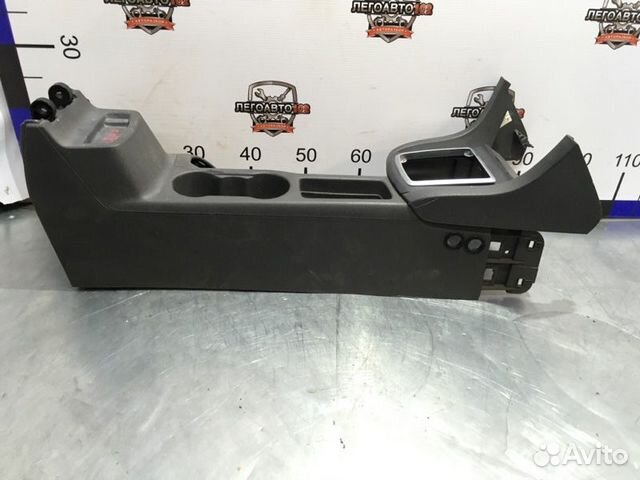 Консоль между сидений Ford Focus 2 седан hxdb 2007