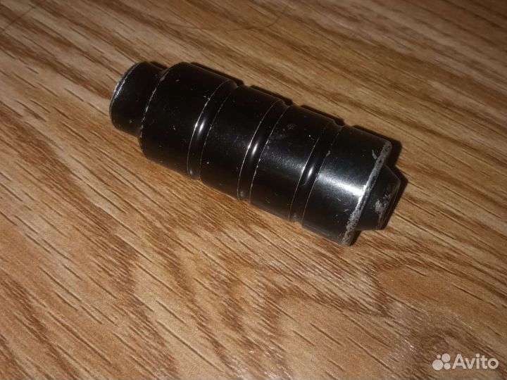 Колесо и пега на трюковой самокат