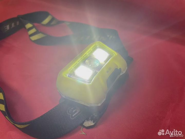 Налобный сенсорный фонарь Unilite HL-8R