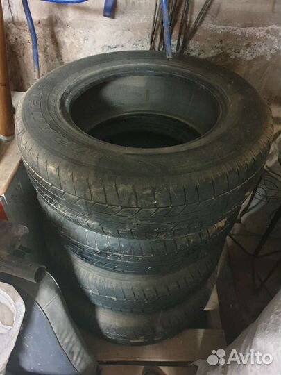 Goodyear Wrangler HP 235/70 R17