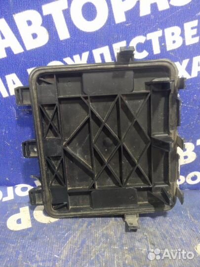 Крышка блока предохранителей Skoda Octavia Tour