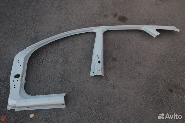 Боковина левая LADA Vesta SW Cross