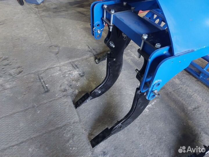 Глубокорыхлитель 4 рядный с катком
