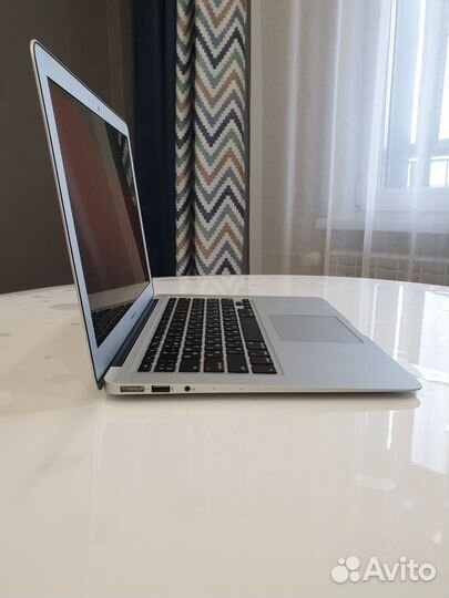 Apple MacBook Air mid 2013 A1466 8Gb i7