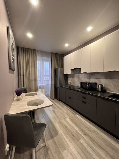 1-к. квартира, 42 м², 9/9 эт.