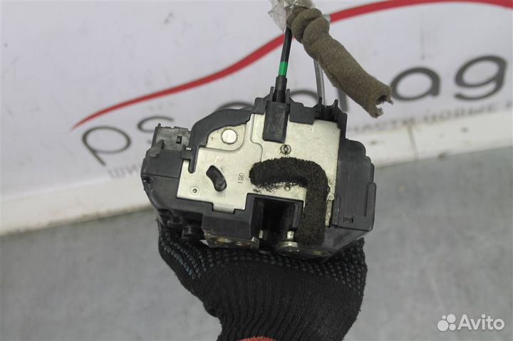 Замок двери задней правой Nissan Qashqai J10 рес