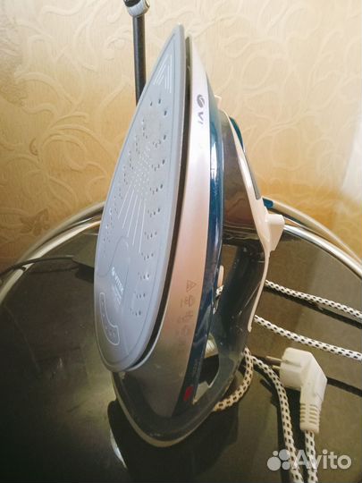 Утюг Vitek